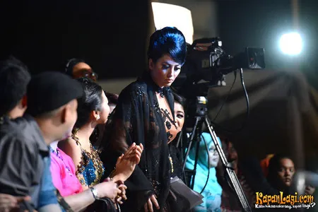 Foto Meriam Bellina