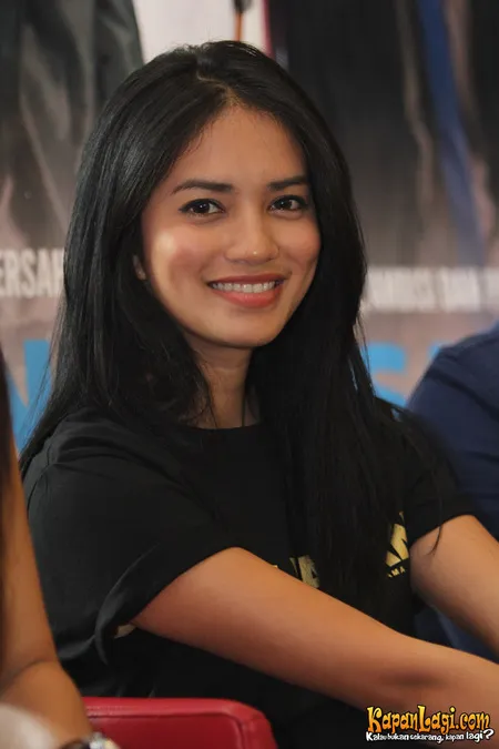 Foto Meriza Febriani
