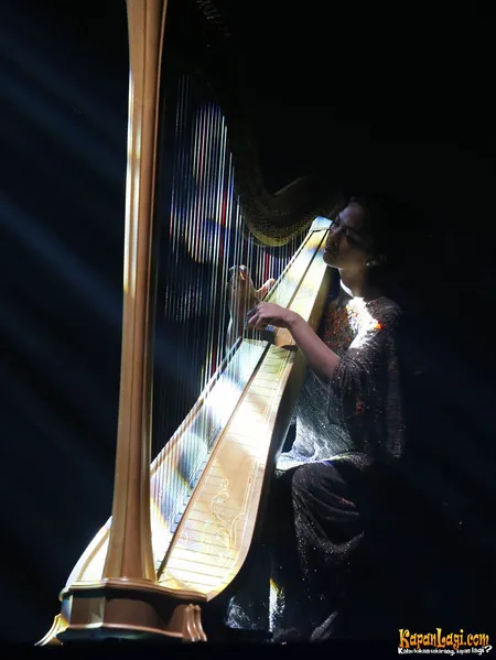 Foto Mesty Ariotedjo