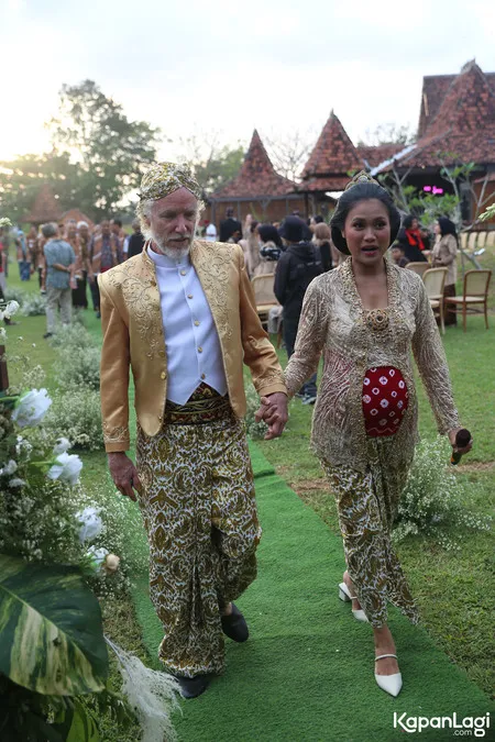 Foto Migi Rihasalay