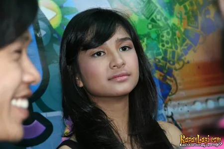 Foto Mikha Tambayong