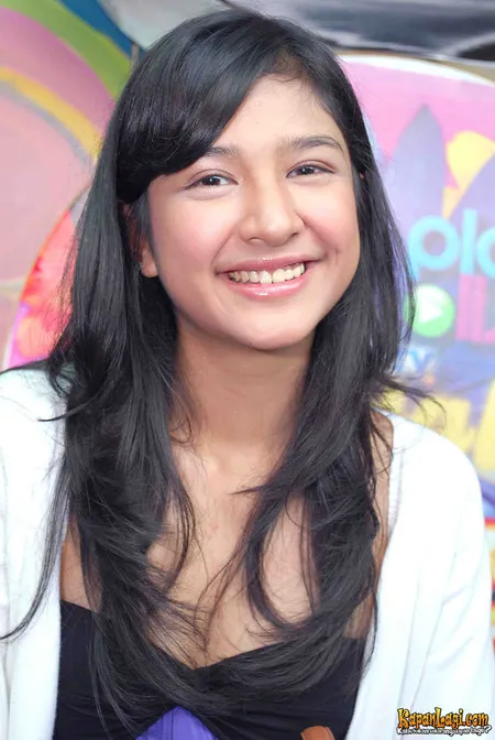 Foto Mikha Tambayong