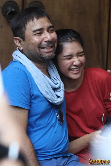 Foto Mikha Tambayong