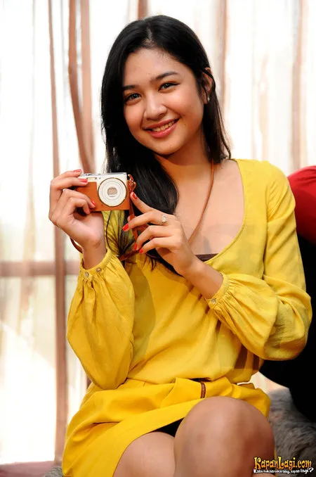 Foto Mikha Tambayong