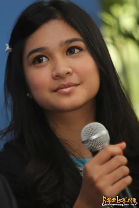 Foto Mikha Tambayong