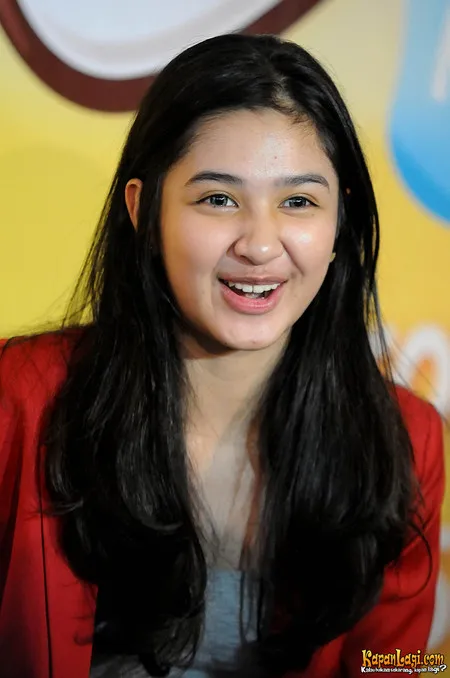 Foto Mikha Tambayong