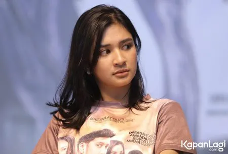 Foto Mikha Tambayong