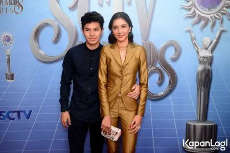 Foto Mikha Tambayong