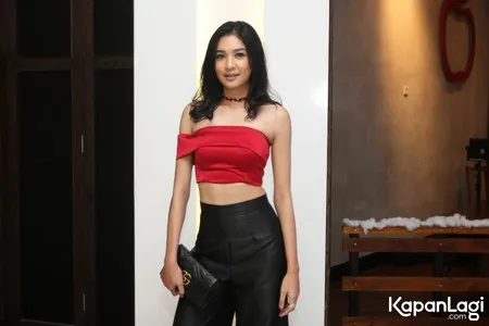 Foto Mikha Tambayong