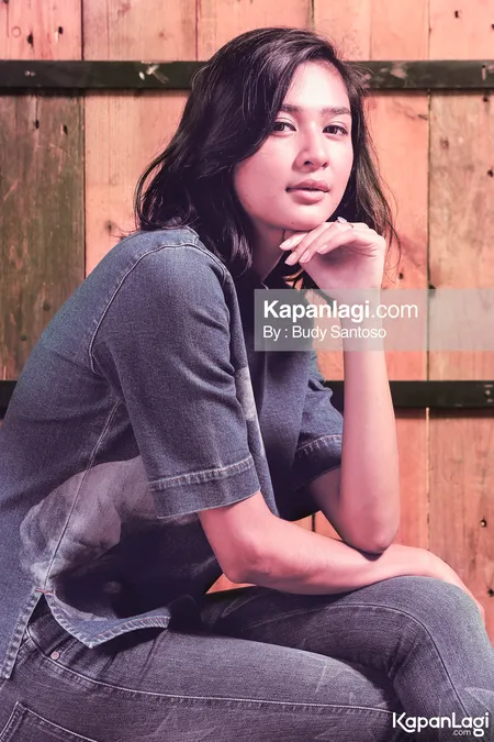 Foto Mikha Tambayong. Nomor Foto: 512