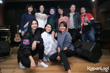 Foto Mikha Tambayong