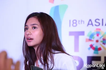 Foto Mikha Tambayong