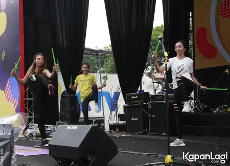 Foto Mikha Tambayong