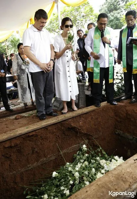 Foto Mikha Tambayong