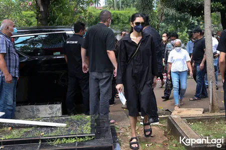 Foto Mikha Tambayong