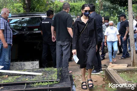 Foto Mikha Tambayong