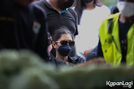 Foto Mikha Tambayong