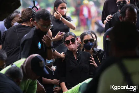 Foto Mikha Tambayong