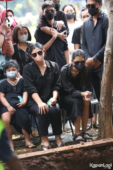Foto Mikha Tambayong