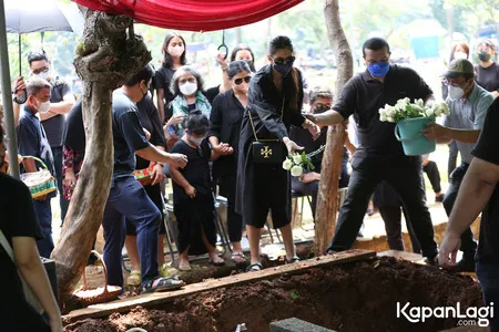 Foto Mikha Tambayong