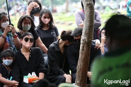Foto Mikha Tambayong