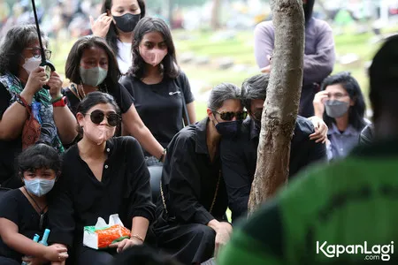 Foto Mikha Tambayong