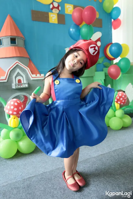 Foto Mikhayla Bakrie