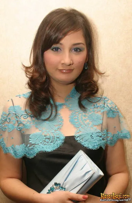 Foto Mona Ratuliu