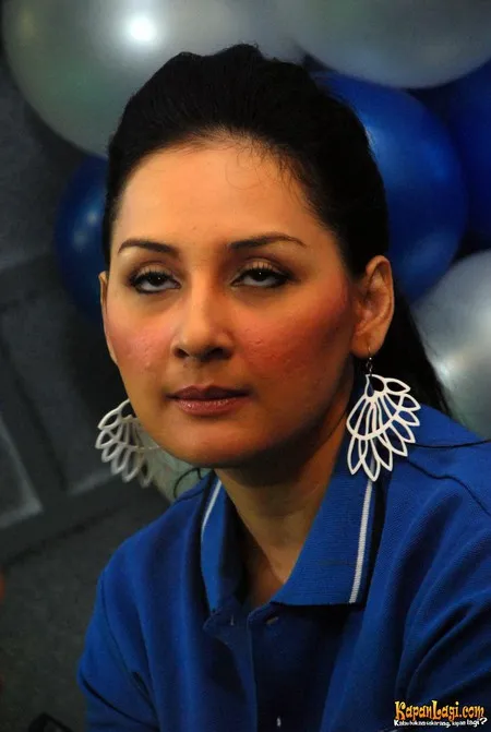 Foto Mona Ratuliu