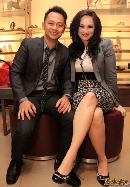 Foto Mona Ratuliu