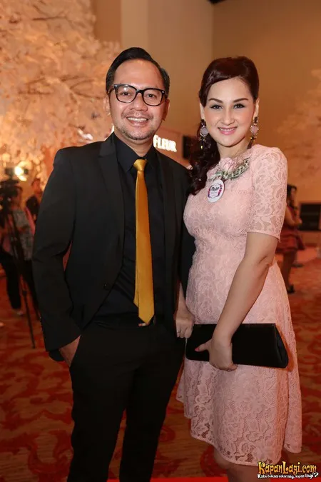 Foto Mona Ratuliu
