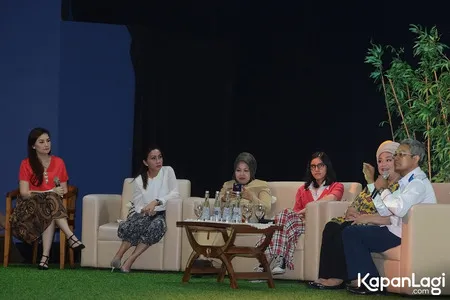 Foto Mona Ratuliu