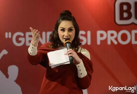Foto Mona Ratuliu