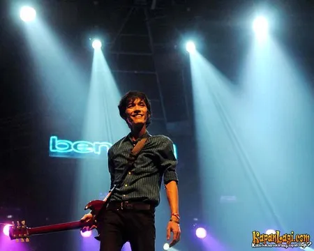 Foto Monkey to Millionaire