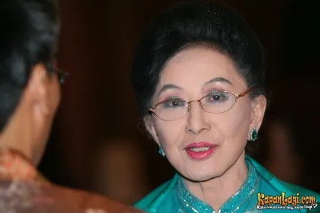 Foto Mooryati Soedibyo