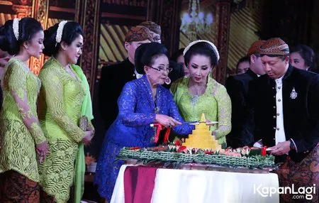 Foto Mooryati Soedibyo