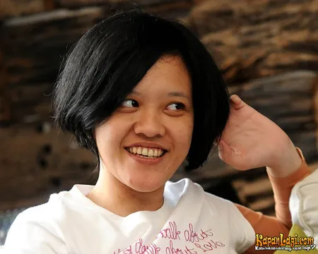 Foto Mouly Surya