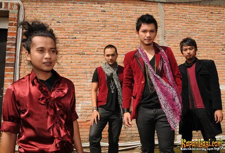 Foto Mozaik Band