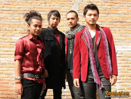 Foto Mozaik Band