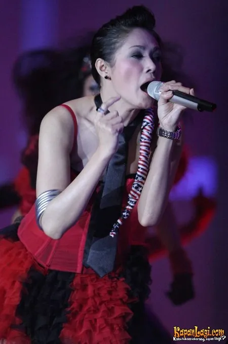 Foto Mulan Jameela