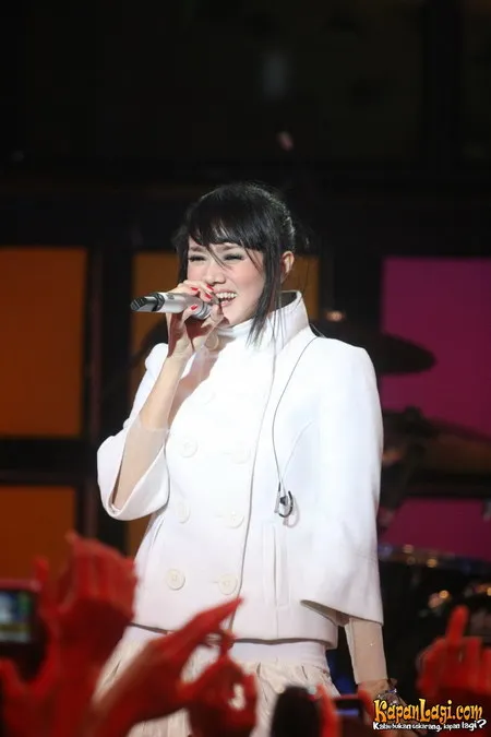 Foto Mulan Jameela
