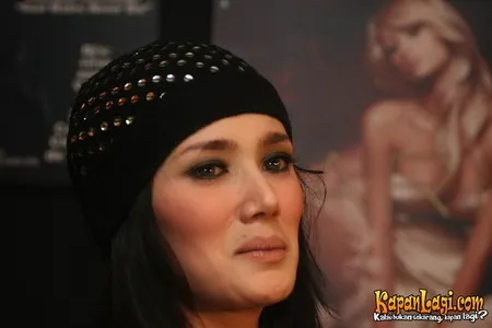 Foto Mulan Jameela
