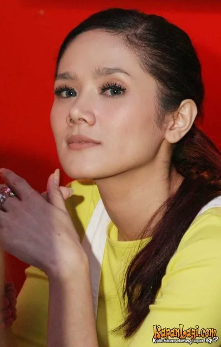 Foto Mulan Jameela