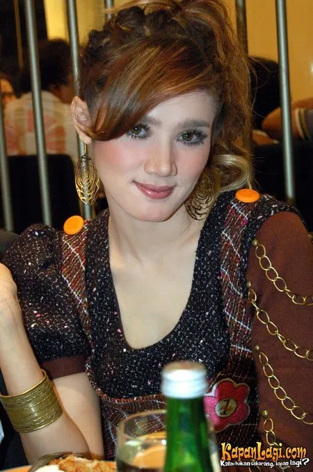 Foto Mulan Jameela