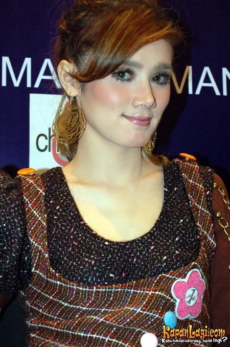 Foto Mulan Jameela