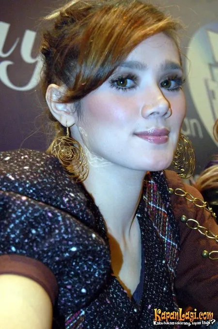 Foto Mulan Jameela
