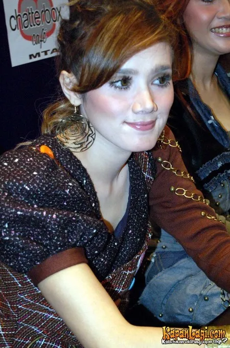 Foto Mulan Jameela