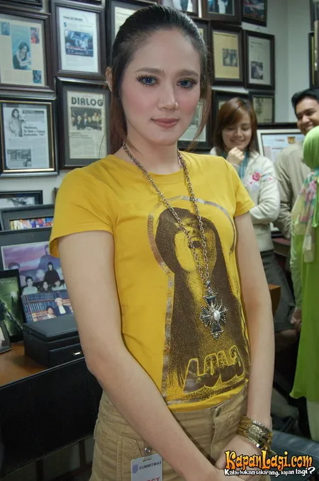 Foto Mulan Jameela