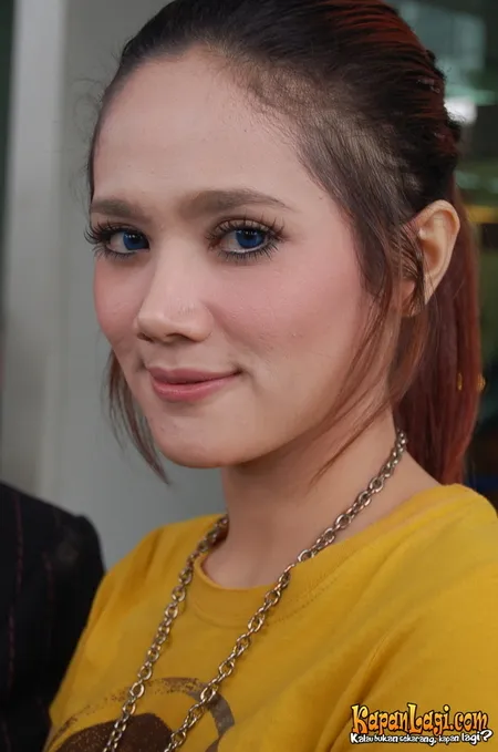 Foto Mulan Jameela