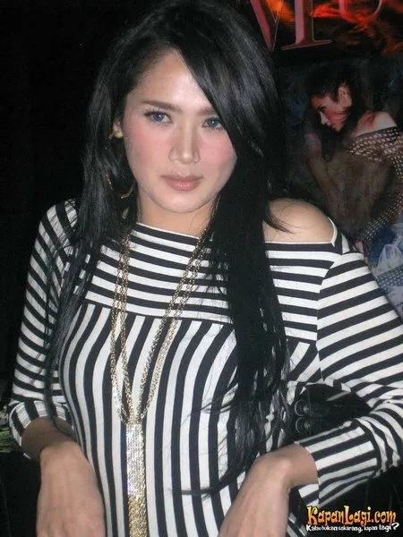 Foto Mulan Jameela